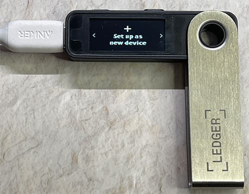 Set up as new deviceで Ledger Nano S Plusの初期設定をしましょう。